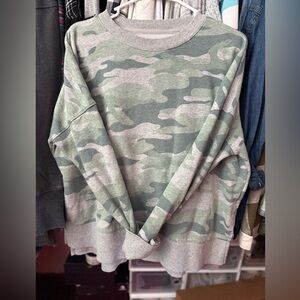 Time and Tru Heather Gray Crewneck Sweatshirt